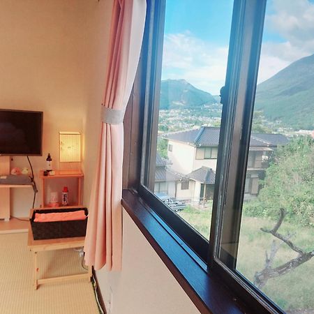 Yufuin Sunday Hotel Екстериор снимка